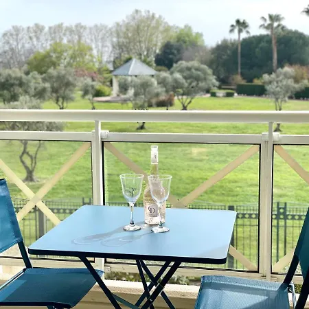 Les Pins Exflora شقة أنتيب